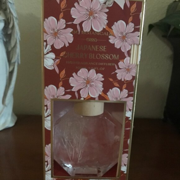 CG Botanicals Japanese cherry blossom high fragrance diffuser. New in box - Picture 3 of 8